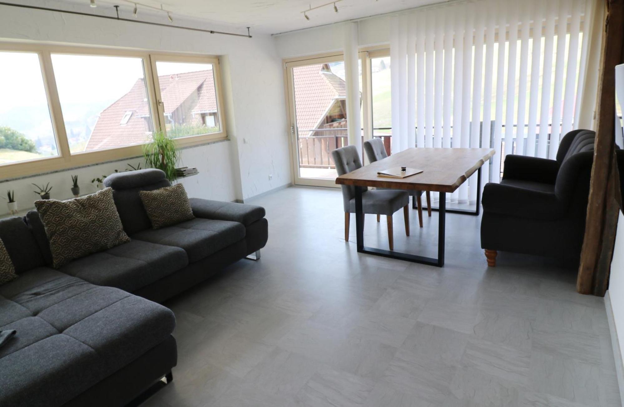 Spechtsboden: Ski-In/Ski-Out Apartment in Todtnauberg Exterior photo